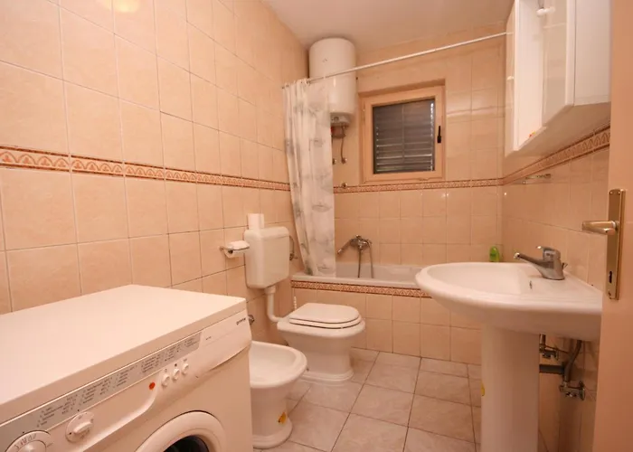 Apartment With Parking Space Rastici, Ciovo - 2794 *
