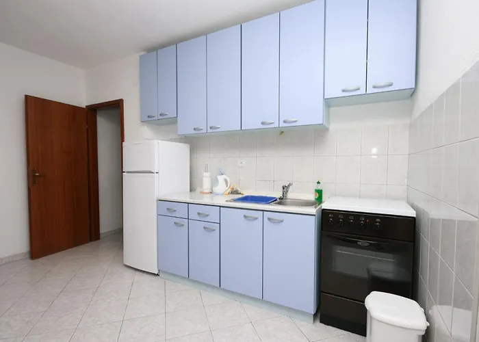With Parking Space Rastici, Ciovo - 2794 Apartman